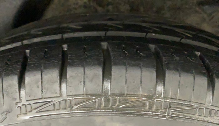 2011 Hyundai i20 MAGNA 1.2, Petrol, Manual, 86,355 km, Left Rear Tyre Tread