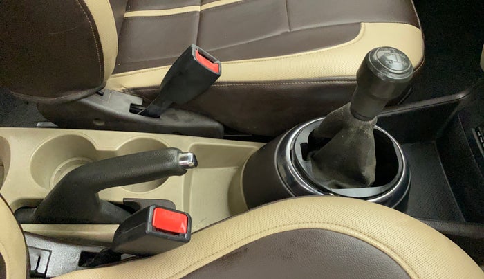 2011 Hyundai i20 MAGNA 1.2, Petrol, Manual, 86,355 km, Gear Lever