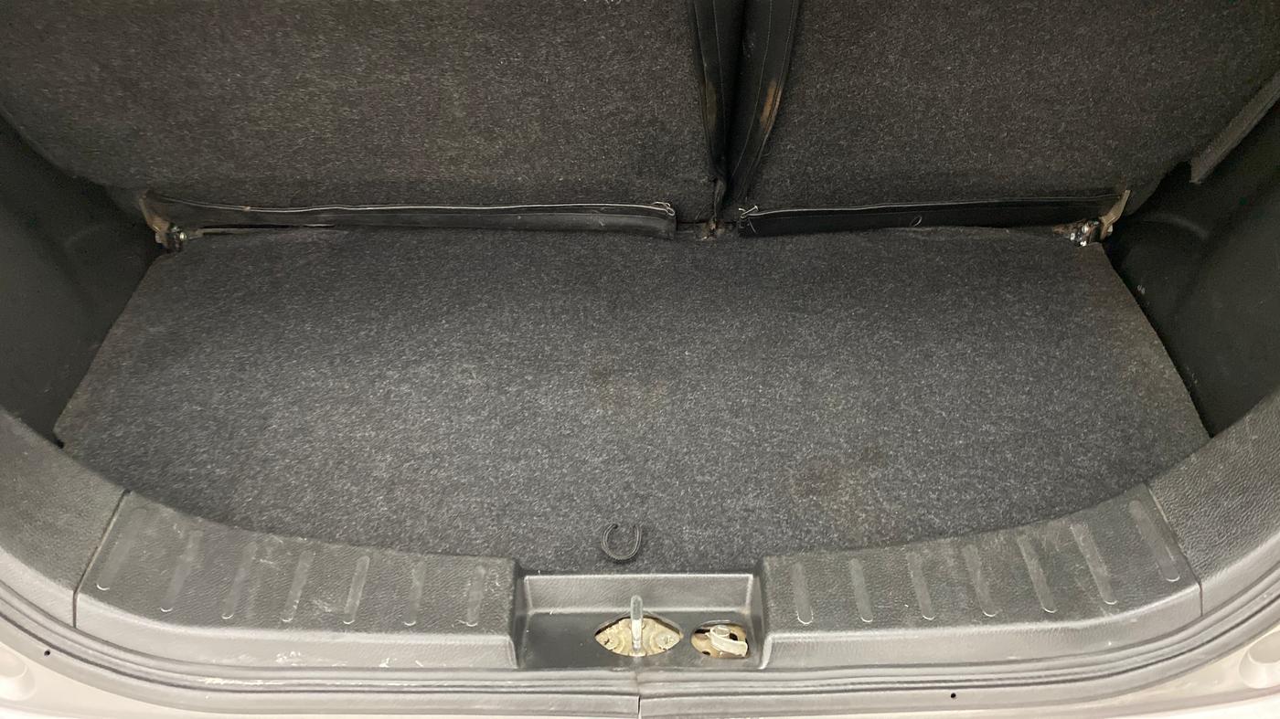 2014 Maruti Wagon R Stingray VXI, Petrol, Manual, 89,002 km, Boot Inside