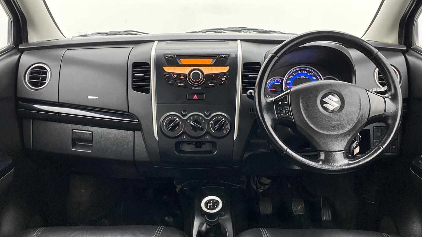 2014 Maruti Wagon R Stingray VXI, Petrol, Manual, 89,002 km, Dashboard