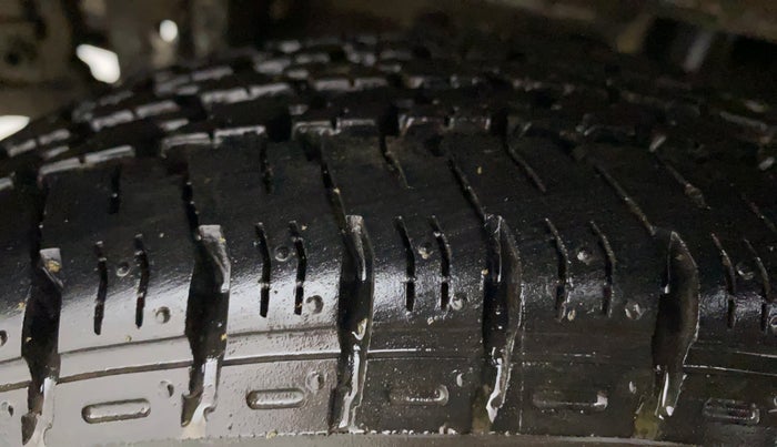 2015 Maruti Alto K10 VXI, Petrol, Manual, 26,603 km, Right Rear Tyre Tread