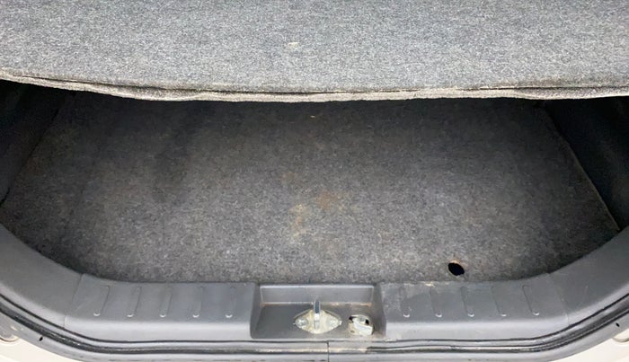 2015 Maruti Alto K10 VXI, Petrol, Manual, 26,603 km, Boot Inside