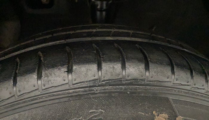 2019 Hyundai GRAND I10 NIOS SPORTZ AMT 1.2 KAPPA VTVT, Petrol, Automatic, 68,110 km, Left Front Tyre Tread