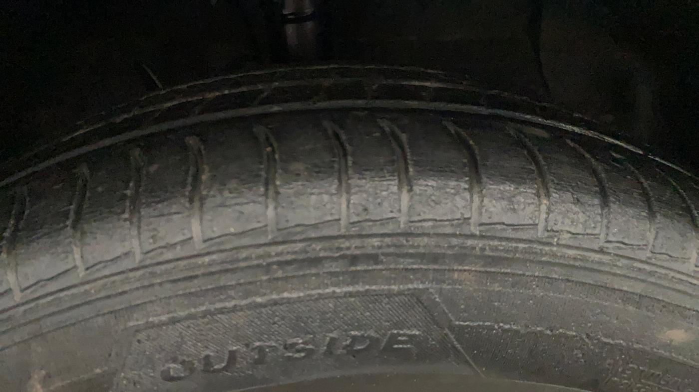 2019 Hyundai GRAND I10 NIOS SPORTZ AMT 1.2 KAPPA VTVT, Petrol, Automatic, 68,110 km, Right Front Tyre Tread