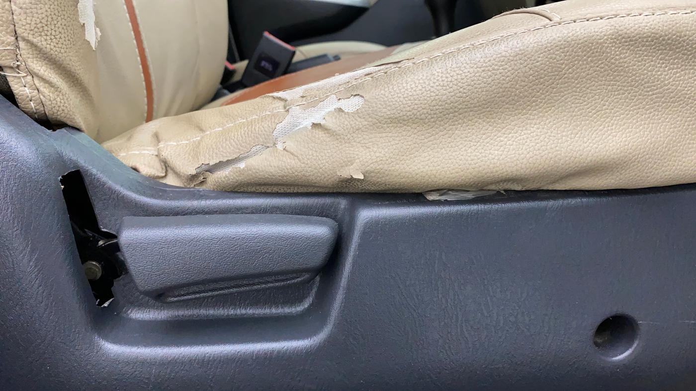 2019 Maruti Alto K10 VXI P, Petrol, Manual, 41,105 km, Driver Side Adjustment Panel