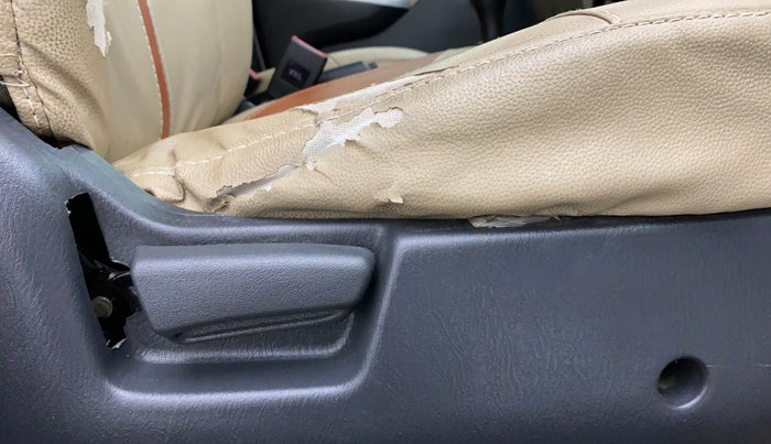 2019 Maruti Alto K10 VXI P, Petrol, Manual, 41,105 km, Driver Side Adjustment Panel