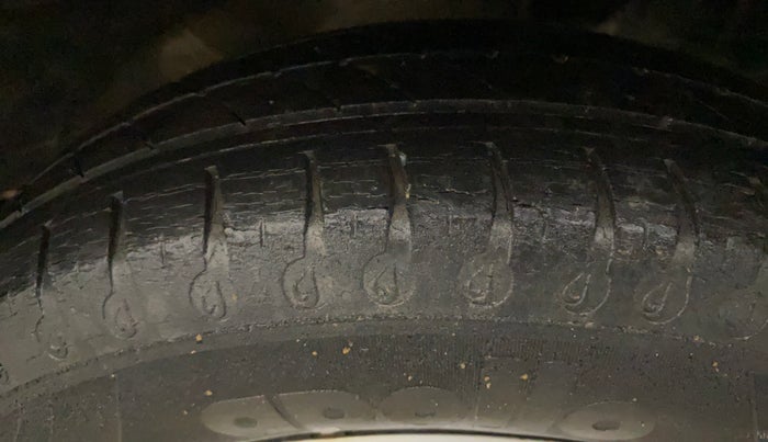 2019 Renault Kwid RXL, Petrol, Manual, 63,301 km, Left Rear Tyre Tread