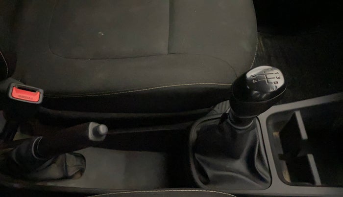 2019 Renault Kwid RXL, Petrol, Manual, 63,301 km, Gear Lever