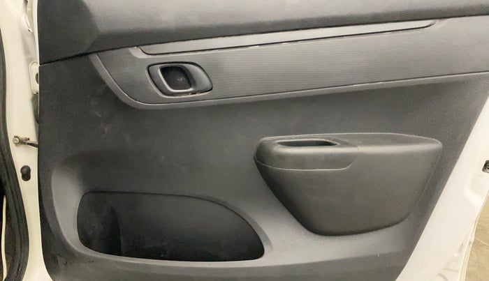 2019 Renault Kwid RXL, Petrol, Manual, 63,301 km, Driver Side Door Panels Control