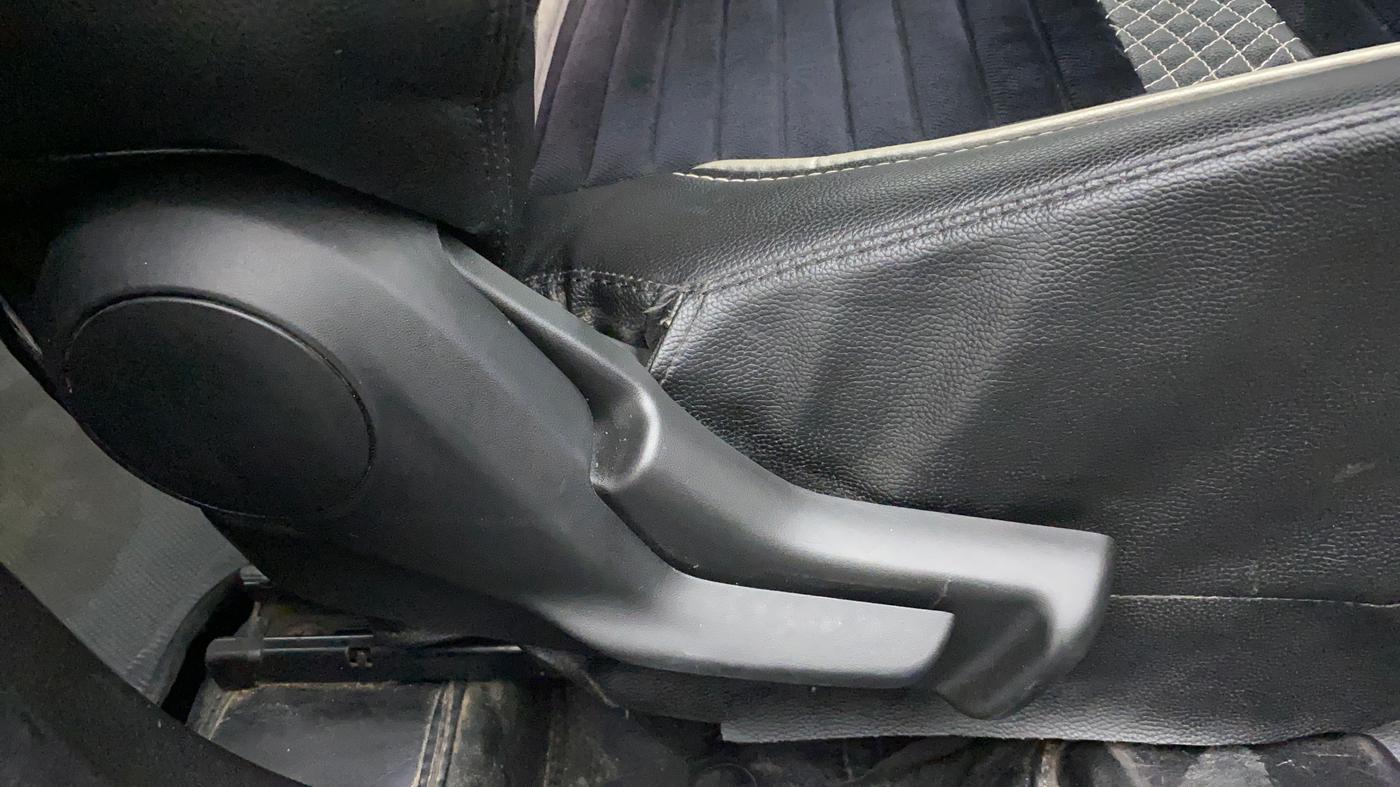2017 Maruti Baleno DELTA PETROL 1.2, Petrol, Manual, 74,100 km, Driver Side Adjustment Panel