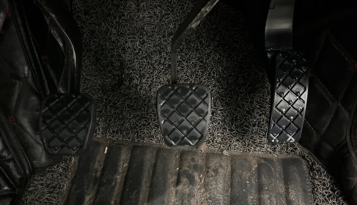 2022 Skoda KUSHAQ ACTIVE 1.0L TSI MT, Petrol, Manual, 28,926 km, Pedals