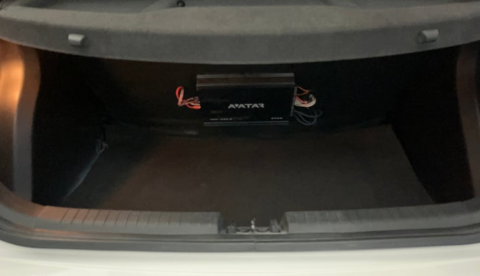 2018 Hyundai Elite i20 ASTA 1.2 (O), Petrol, Manual, 92,535 km, Boot Inside