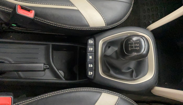2021 Hyundai NEW SANTRO SPORTZ EXECUTIVE MT CNG, CNG, Manual, 39,445 km, Gear Lever