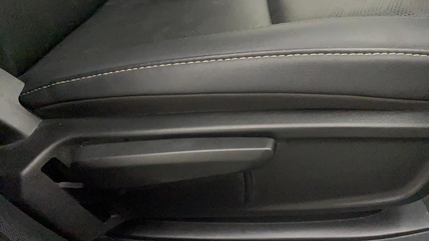 2022 Tata ALTROZ XZA PLUS, Petrol, Automatic, 3,435 km, Driver Side Adjustment Panel
