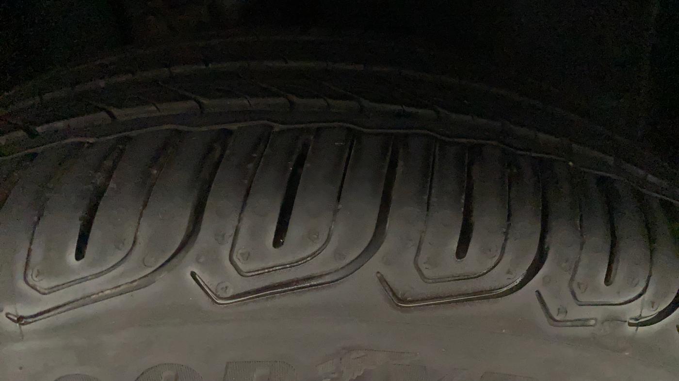 2022 Tata ALTROZ XZA PLUS, Petrol, Automatic, 3,435 km, Left Rear Tyre Tread