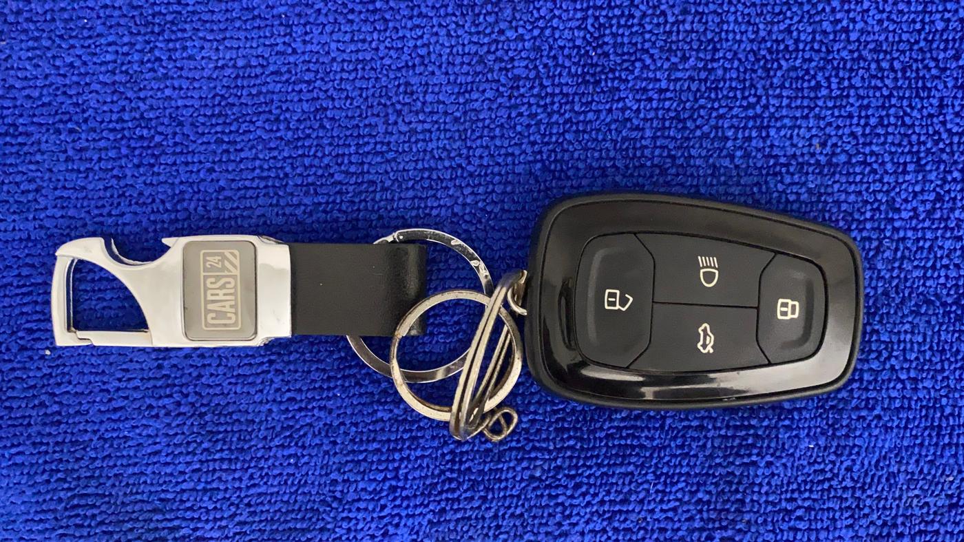 2022 Tata ALTROZ XZA PLUS, Petrol, Automatic, 3,435 km, Key Close Up