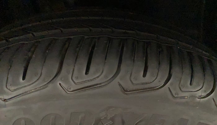 2022 Tata ALTROZ XZA PLUS, Petrol, Automatic, 3,435 km, Right Front Tyre Tread