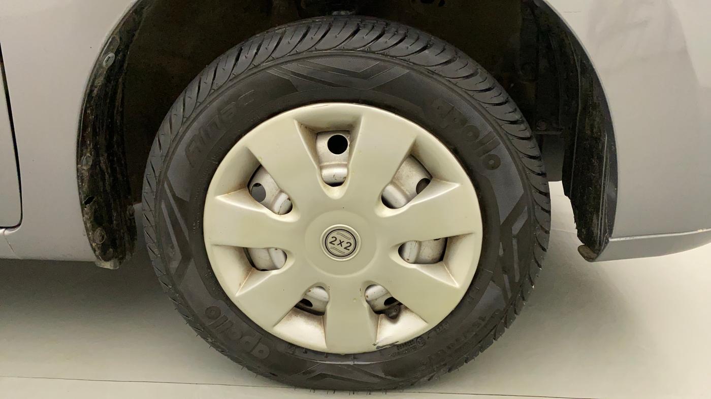 2011 Maruti Wagon R 1.0 LXI, Petrol, Manual, 45,163 km, Right Front Wheel