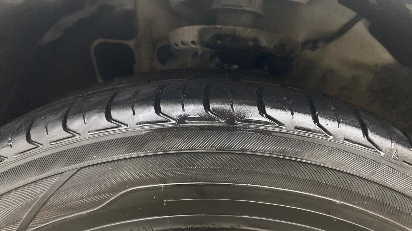 2019 Hyundai Verna 1.6 VTVT SX (O) AT, Petrol, Automatic, 1,37,087 km, Left Front Tyre Tread
