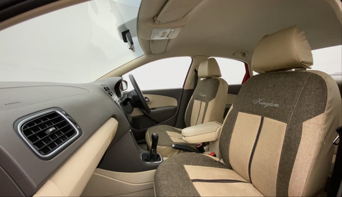 2012 Volkswagen Vento HIGHLINE 1.6 MPI, Petrol, Manual, 94,601 km, Right Side Front Door Cabin
