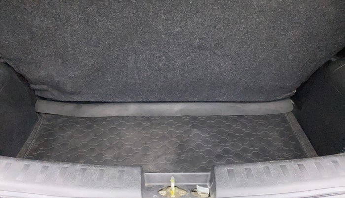 2012 Maruti Swift VDI, Diesel, Manual, 63,961 km, Boot Inside