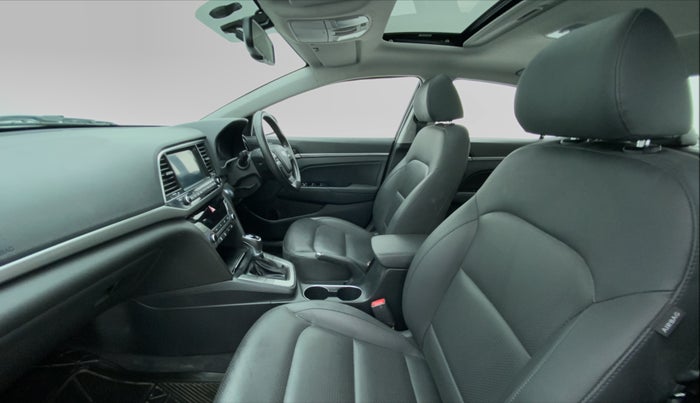 2019 Hyundai New Elantra 1.6 SX AT O, Diesel, Automatic, 11,784 km, Right Side Front Door Cabin