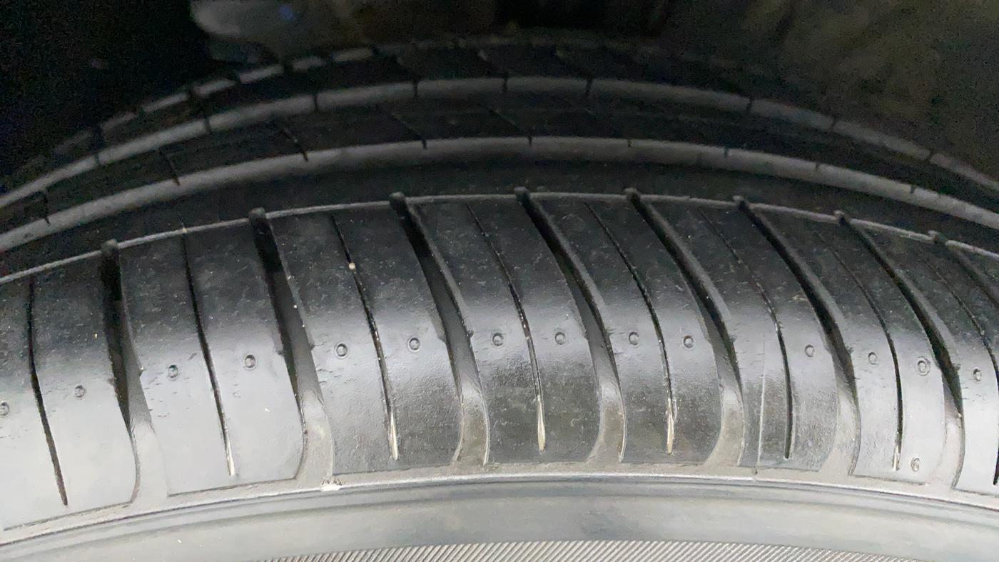 2019 Hyundai New Elantra 1.6 SX AT O, Diesel, Automatic, 11,784 km, Left Front Tyre Tread