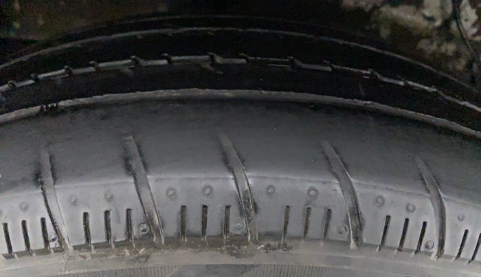 2019 Maruti Celerio VXI AGS, Petrol, Automatic, 25,370 km, Right Front Tyre Tread