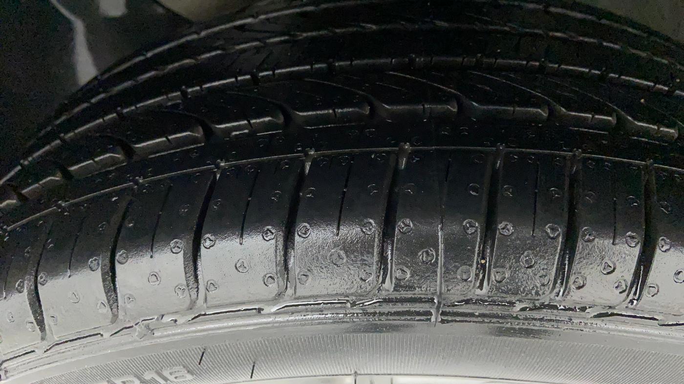 2015 Hyundai i20 Active 1.2 S, Petrol, Manual, 67,979 km, Left Front Tyre Tread