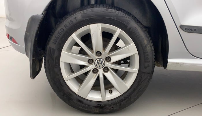 2014 Volkswagen Polo HIGHLINE1.2L, Petrol, Manual, 52,427 km, Right Rear Wheel