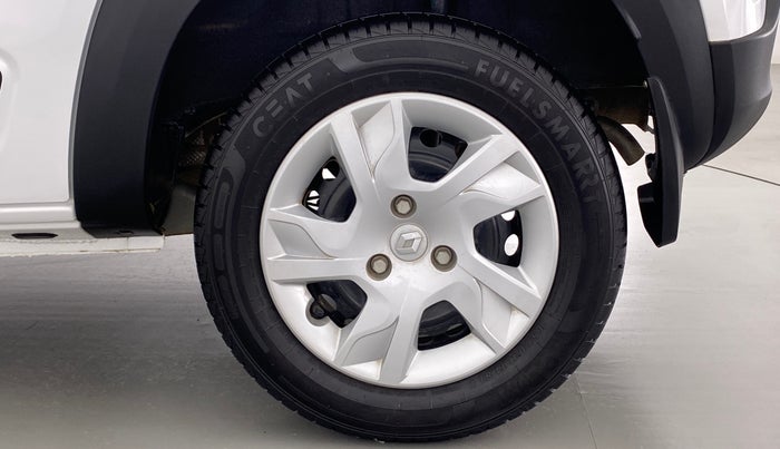 2021 Renault Kwid 1.0 RXT Opt AT, Petrol, Automatic, 5,336 km, Left Rear Wheel