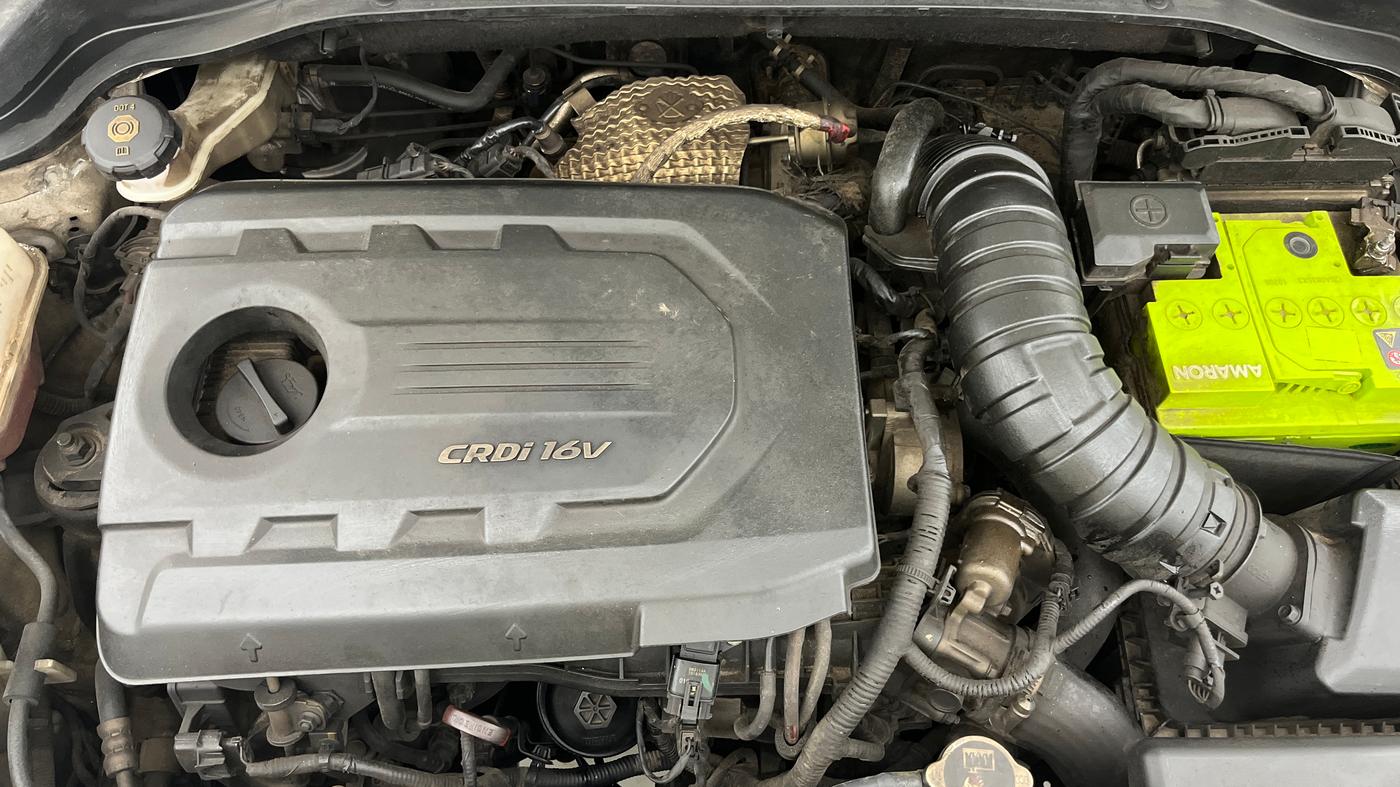 2020 KIA SONET HTX PLUS 1.5, Diesel, Manual, 1,33,523 km, Engine View