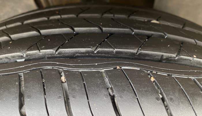 2022 Volkswagen TAIGUN HIGHLINE 1.0 TSI AT, Petrol, Automatic, 51,651 km, Right Front Tyre Tread