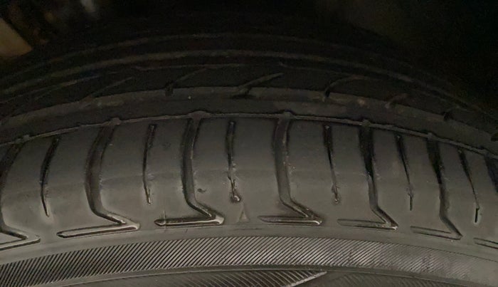 2015 Volkswagen Polo GT TSI AT, Petrol, Automatic, 61,317 km, Left Front Tyre Tread