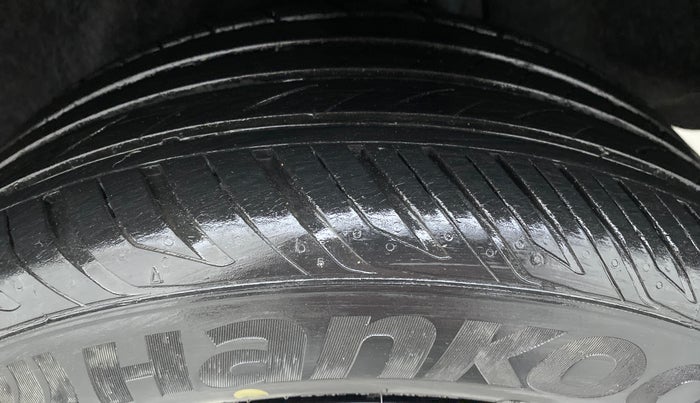 2019 Honda Civic 1.8V AT, Petrol, Automatic, 21,754 km, Left Rear Tyre Tread