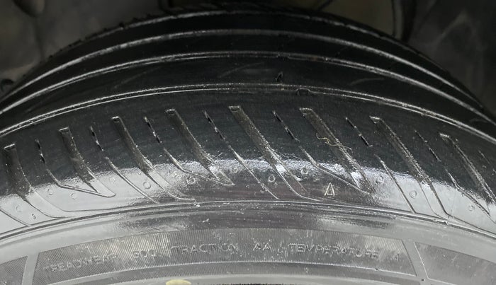2019 Honda Civic 1.8V AT, Petrol, Automatic, 21,754 km, Left Front Tyre Tread