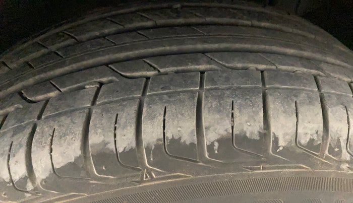 2022 Tata NEXON XZA PLUS (O) DIESEL, Diesel, Automatic, 72,933 km, Left Rear Tyre Tread