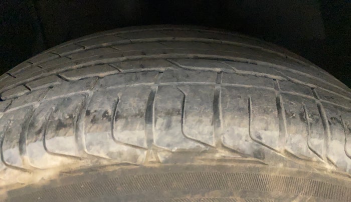 2022 Tata NEXON XZA PLUS (O) DIESEL, Diesel, Automatic, 72,933 km, Right Front Tyre Tread