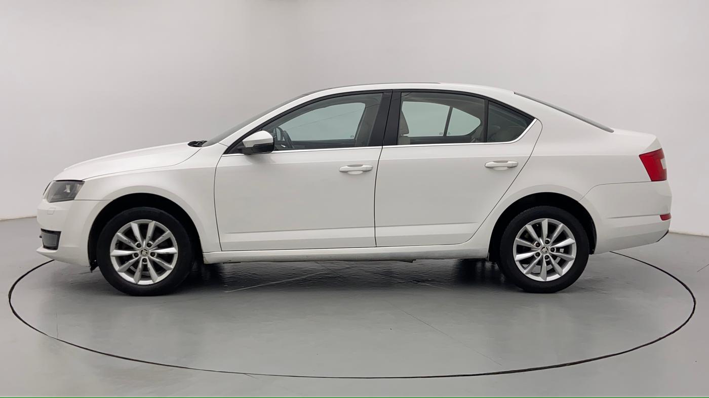 2015 Skoda Octavia ELEGANCE 2.0 TDI CR AT, Diesel, Automatic, 81,465 km, Left Side