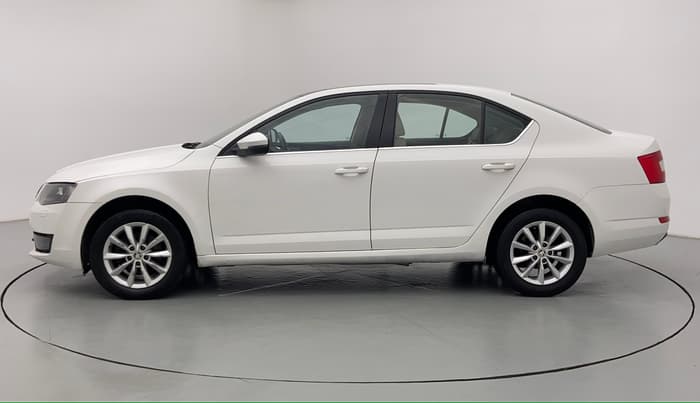 2015 Skoda Octavia ELEGANCE 2.0 TDI CR AT, Diesel, Automatic, 81,465 km, Left Side