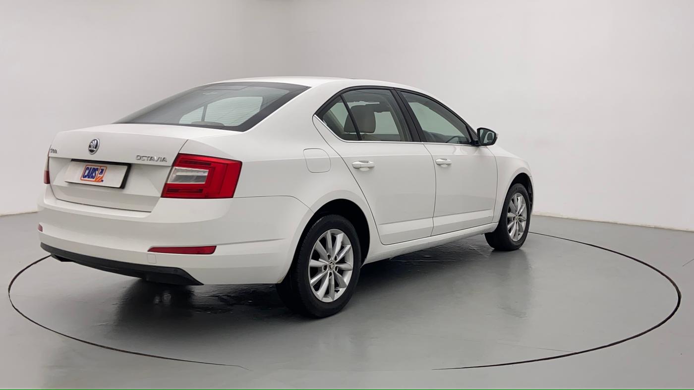 2015 Skoda Octavia ELEGANCE 2.0 TDI CR AT, Diesel, Automatic, 81,465 km, Right Back Diagonal