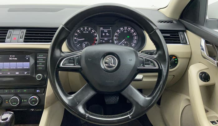 2015 Skoda Octavia ELEGANCE 2.0 TDI CR AT, Diesel, Automatic, 81,465 km, Steering Wheel Close Up