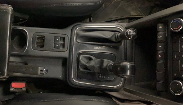 2021 Mahindra Thar LX D AT 4WD HT, Diesel, Automatic, 83,827 km, Gear Lever