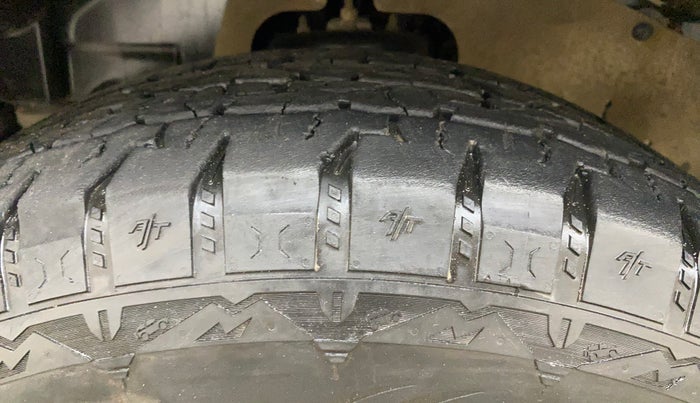 2021 Mahindra Thar LX D AT 4WD HT, Diesel, Automatic, 83,827 km, Left Front Tyre Tread