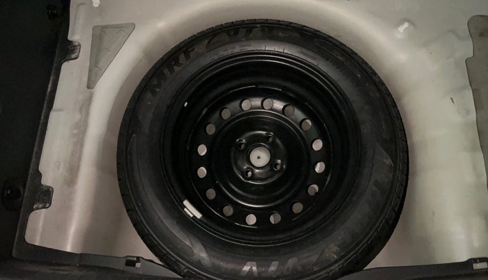 2017 Hyundai Elite i20 ASTA 1.2 DUAL TONE, Petrol, Manual, 53,717 km, Spare Tyre