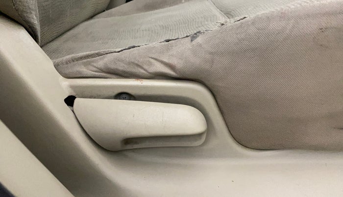 2014 Maruti Swift Dzire VXI, Petrol, Manual, 63,506 km, Driver Side Adjustment Panel