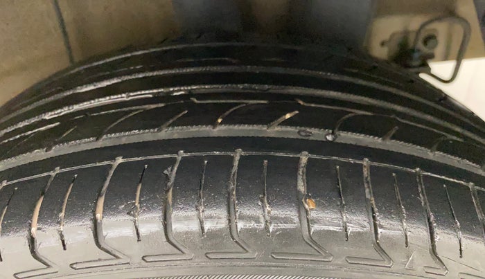 2019 Hyundai Grand i10 SPORTZ 1.2 KAPPA VTVT, Petrol, Manual, 86,588 km, Left Rear Tyre Tread