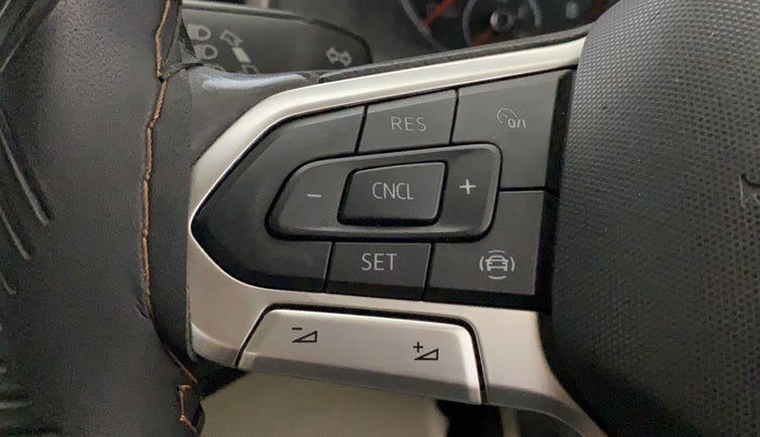 2022 Volkswagen VIRTUS HIGHLINE TSI 1.0 AT, Petrol, Automatic, 37,455 km, Adaptive Cruise Control