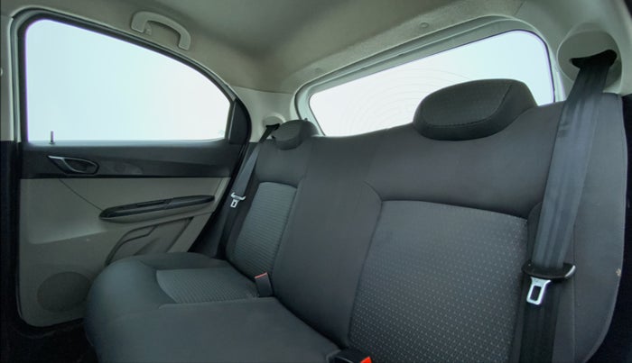 2019 Tata Tiago XZ 1.2 REVOTRON, Petrol, Manual, 32,859 km, Right Side Rear Door Cabin