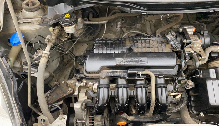 2015 Honda Amaze 1.2L I-VTEC S, Petrol, Manual, 1,07,704 km, Engine View - Right